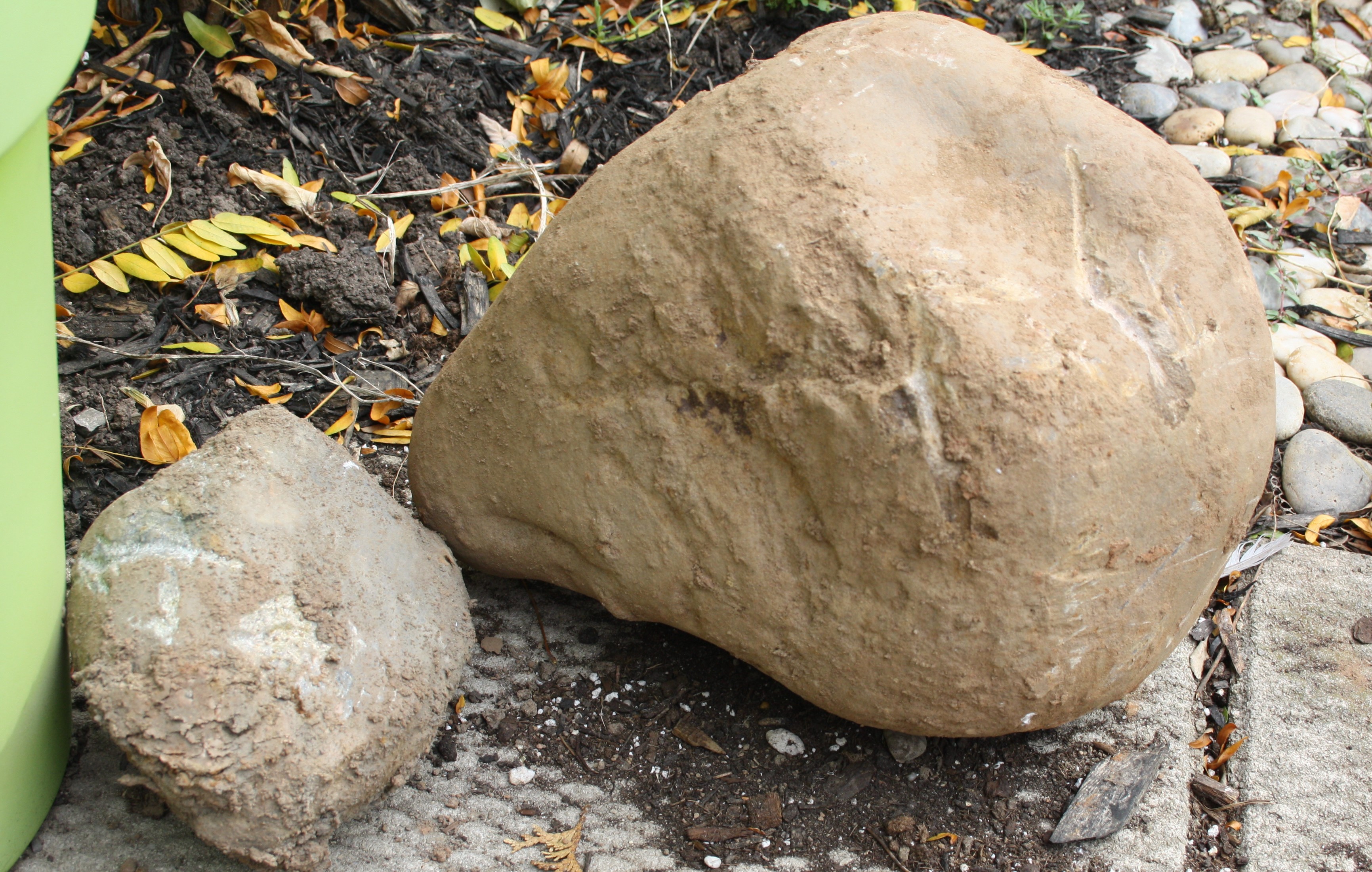 I like big rocks, and I cannot lie… – Wandering Cat Studio