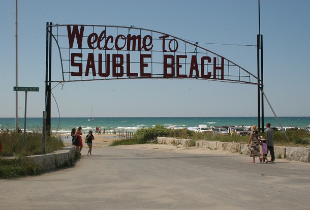 Sauble-Beach-sign
